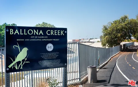 a view of sign board