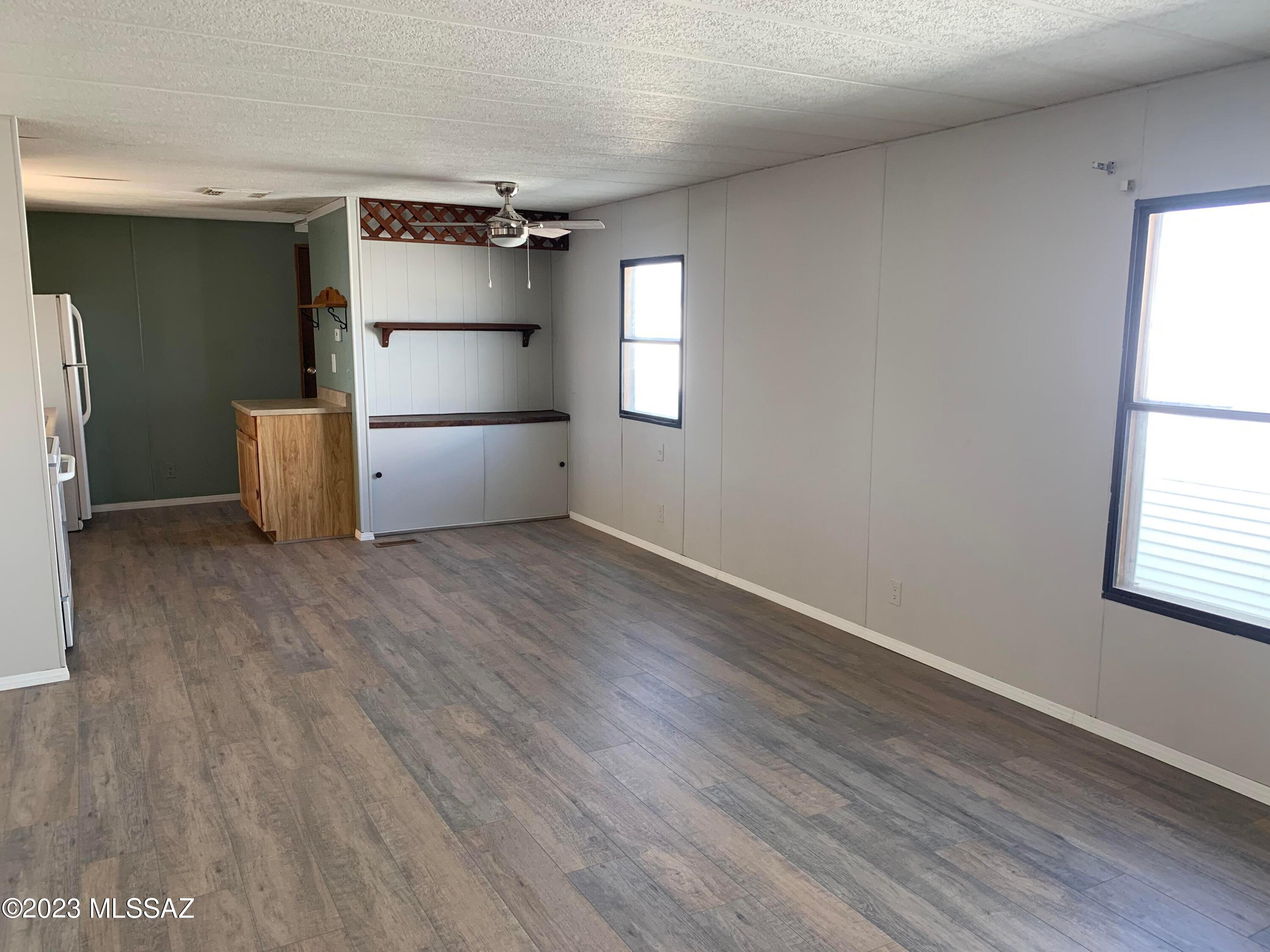 775 West Roger Road, Unit 33 Tucson, AZ 85705 - Photo 7 of 34