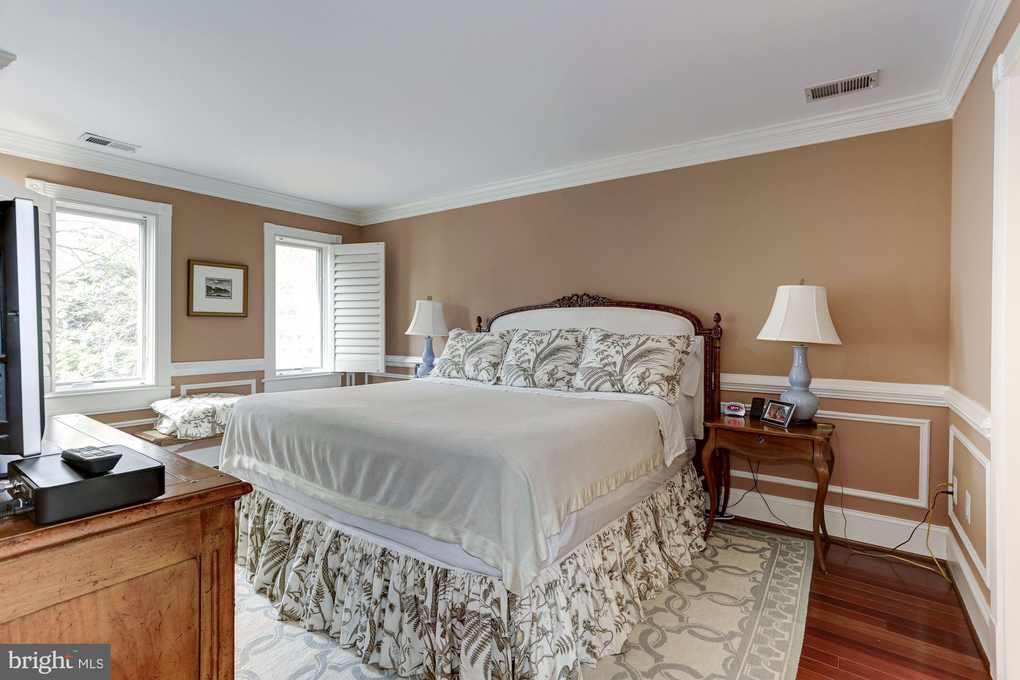 3931 Georgetown Court Northwest Washington, DC 20007 - Photo 14 of 30 Gallery Image 14
