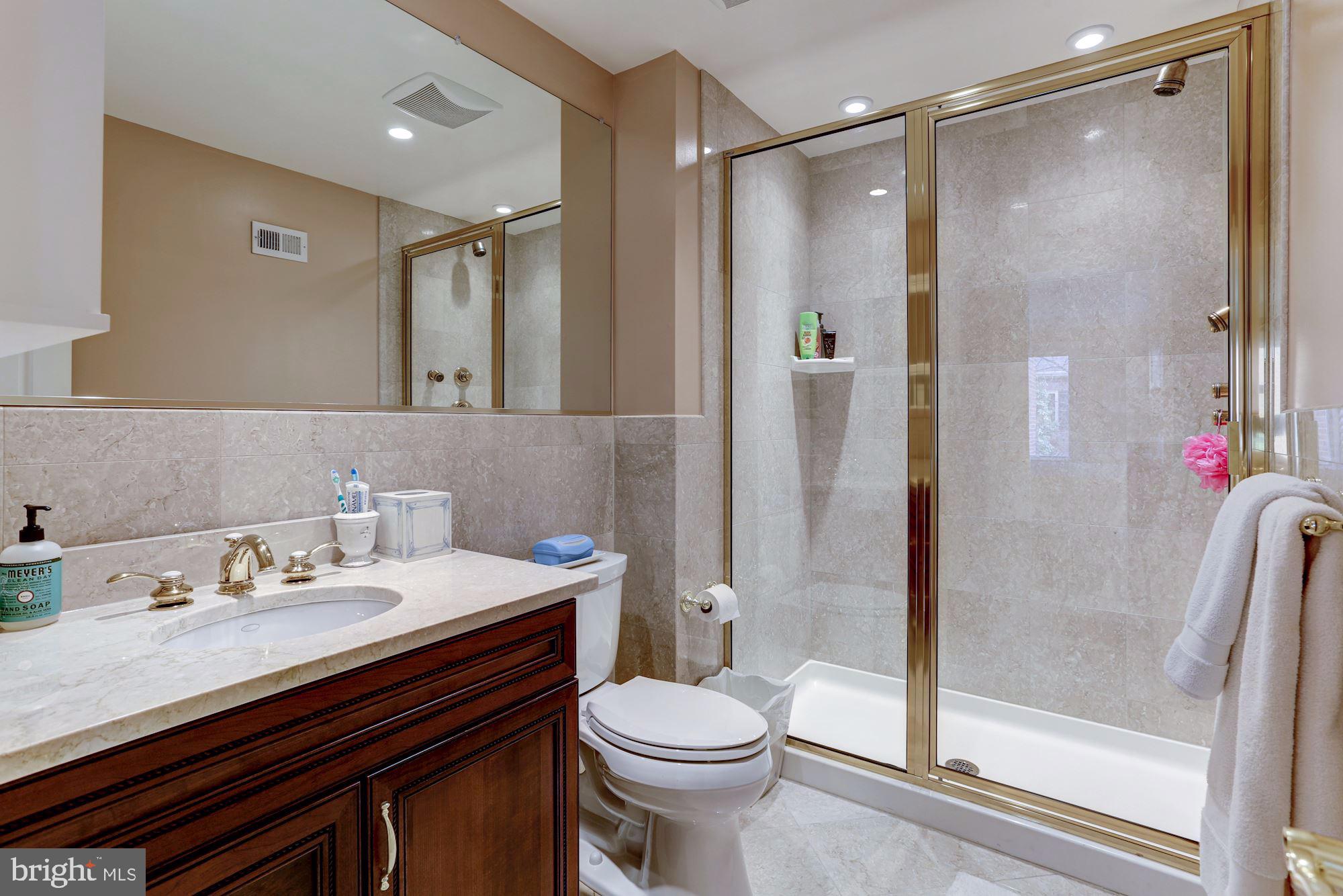 3931 Georgetown Court Northwest Washington, DC 20007 - Photo 15 of 30 Gallery Image 15