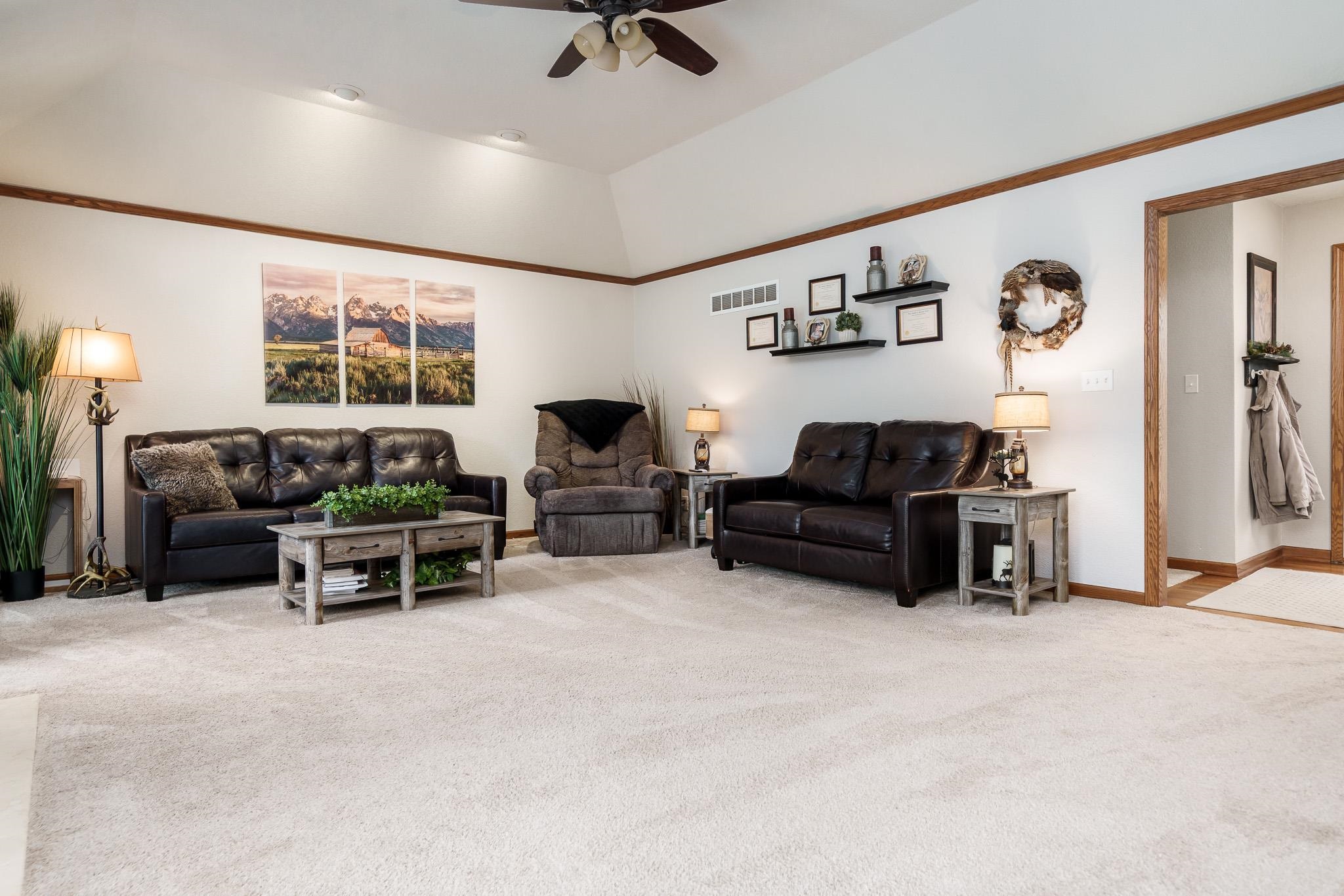 32 Shadow Ridge Lane Rockford, IL 61107 - Photo 17 of 62 Gallery Image 17
