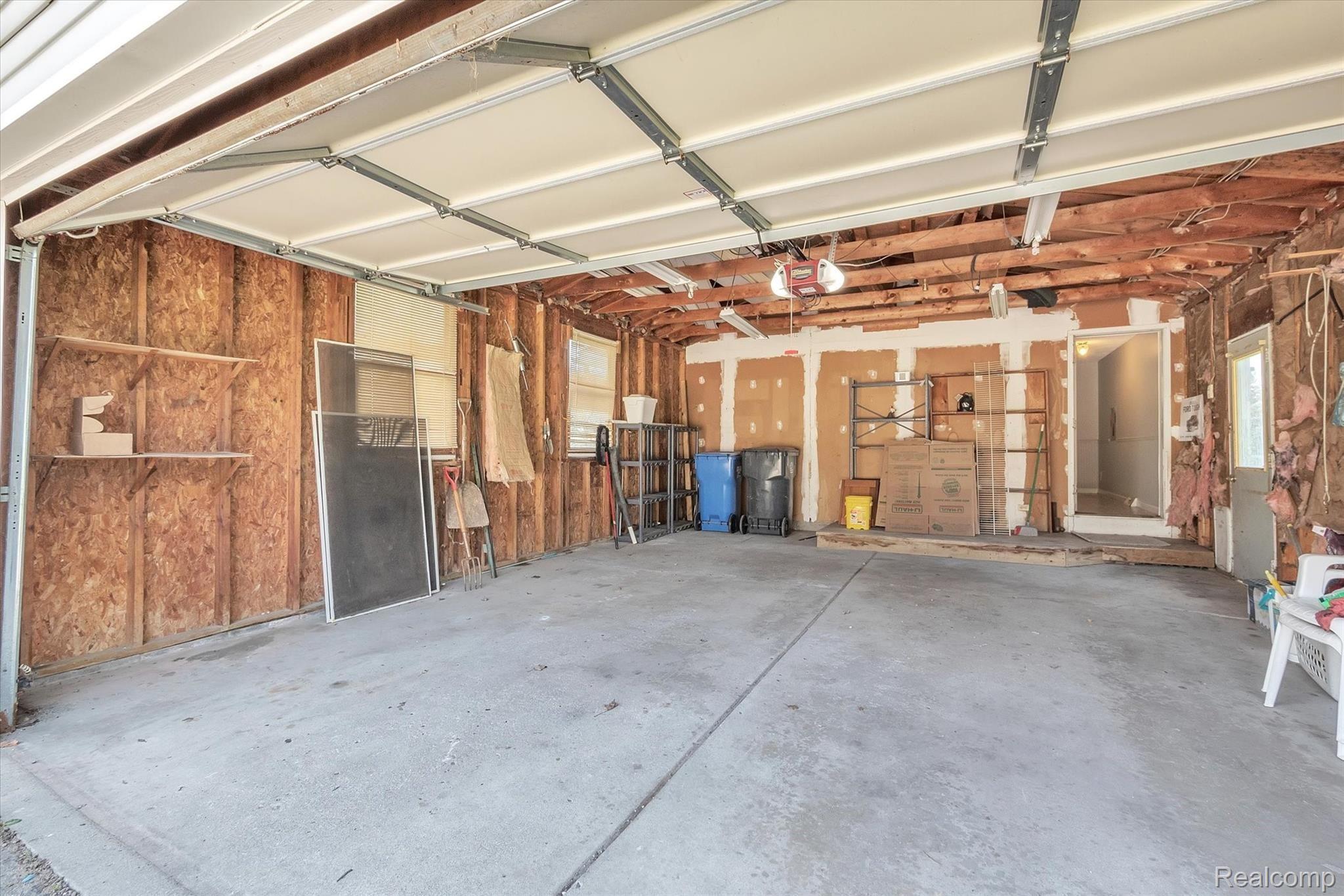 2662 South Latson Road Howell, MI 48843 - Photo 26 of 36 35-2662-S-Latson-Rd-WindowStill-Real-Estate-Photography-35.jpg