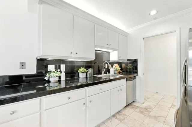 $698,000 | 1898 Meridian Avenue, Unit 29, San Jose, CA 95125