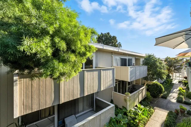 $698,000 | 1898 Meridian Avenue, Unit 29, San Jose, CA 95125