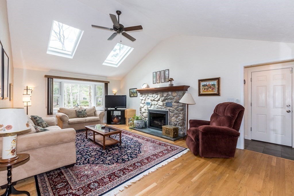 3 Agawam Road Sharon, MA 02067 - Photo 16 of 42 Gallery Image 16