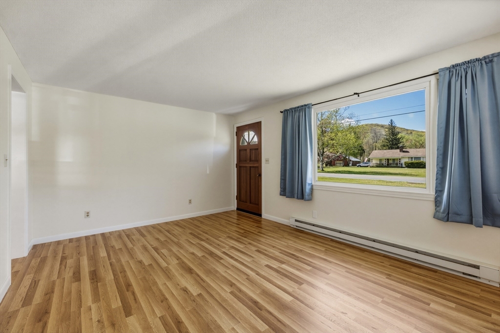 282 Bay Road Hadley, MA 01035 - Photo 12 of 28 Gallery Image 12