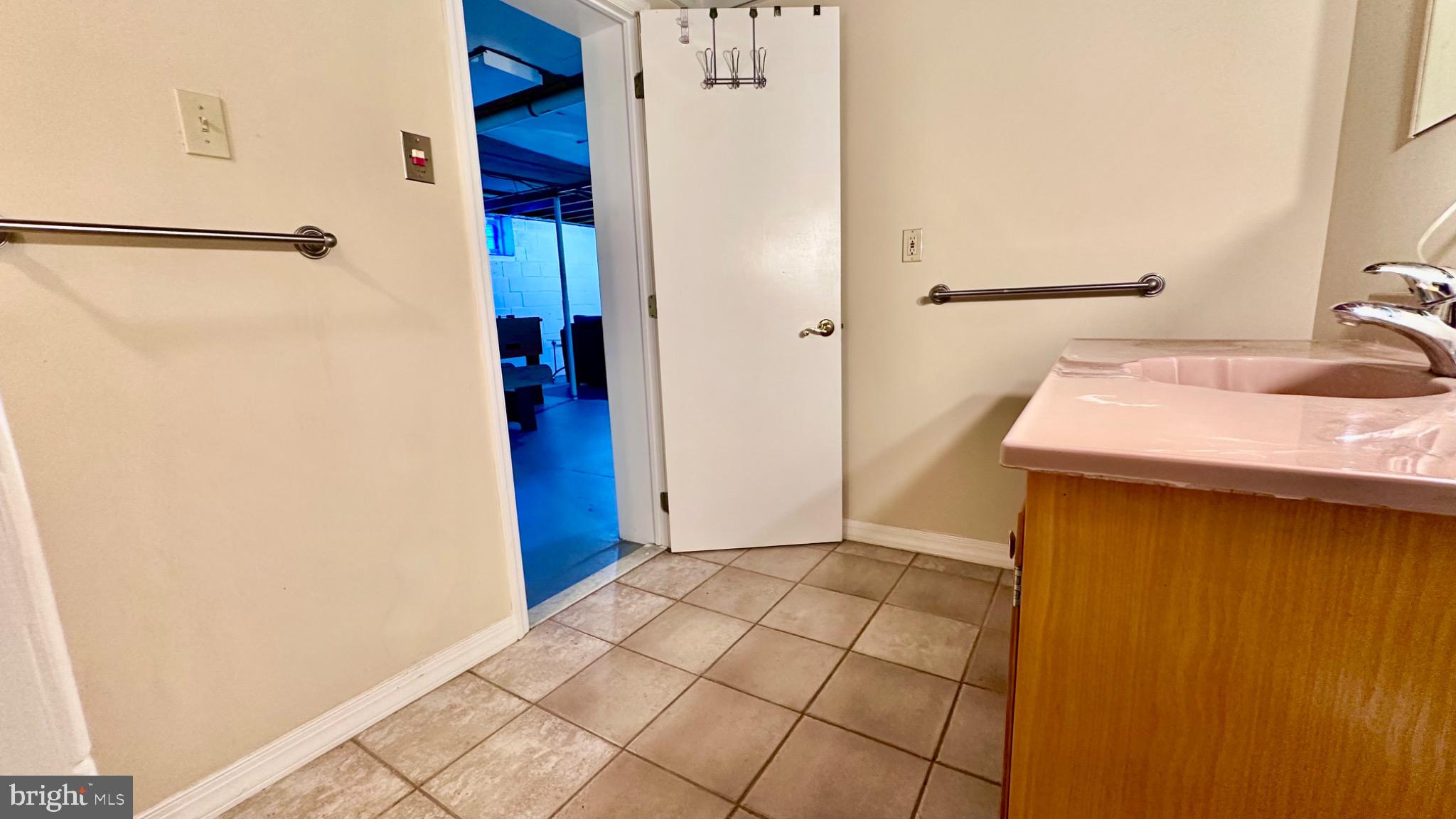 98 Maple Street Macungie, PA 18062 - Photo 43 of 56 a room with a washing machine