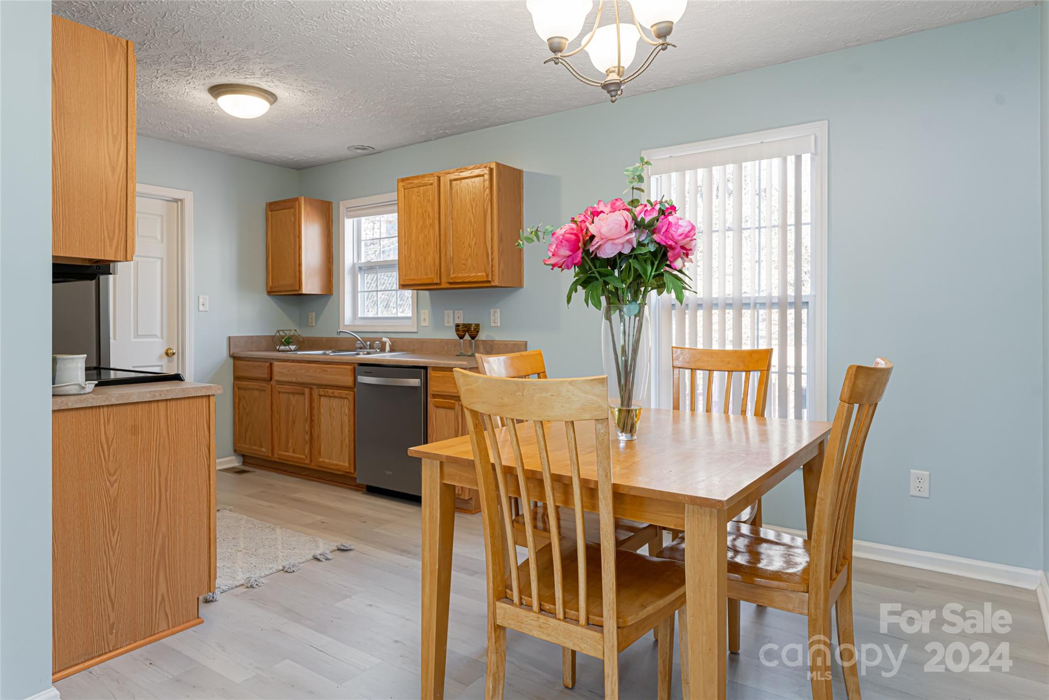36 Rocking Porch Road Asheville, NC 28805 - Photo 10 of 33 Gallery Image 10