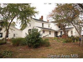 931 South Wake Road Pleasant Plains, IL 62677 - Photo 4 of 23