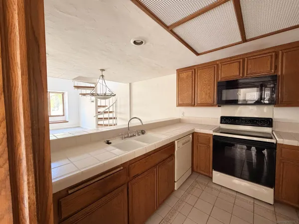 $799,000 | 4012 Nobel Drive, Unit 303, San Diego, CA 92122