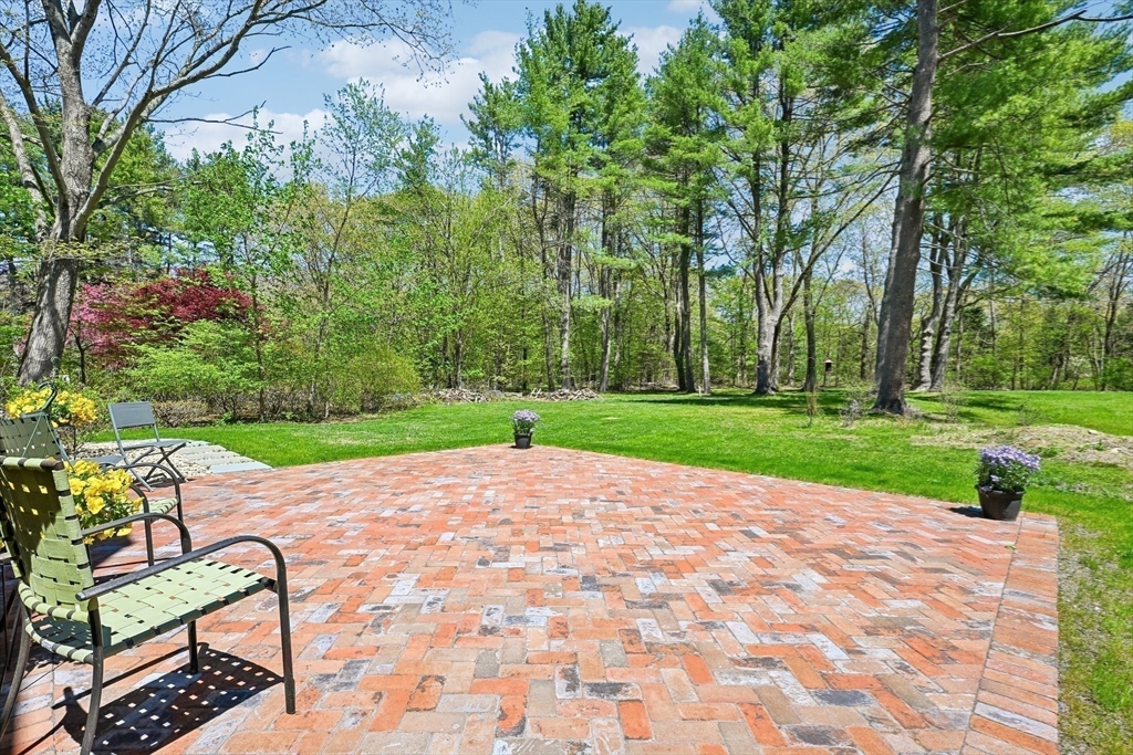 60 Wheeler Road Stow, MA 01775 - Photo 4 of 25