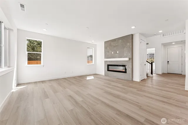 $934,990 | 2207 Oak Court, Unit 8, Milton, WA 98354