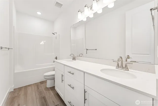 $934,990 | 2207 Oak Court, Unit 8, Milton, WA 98354