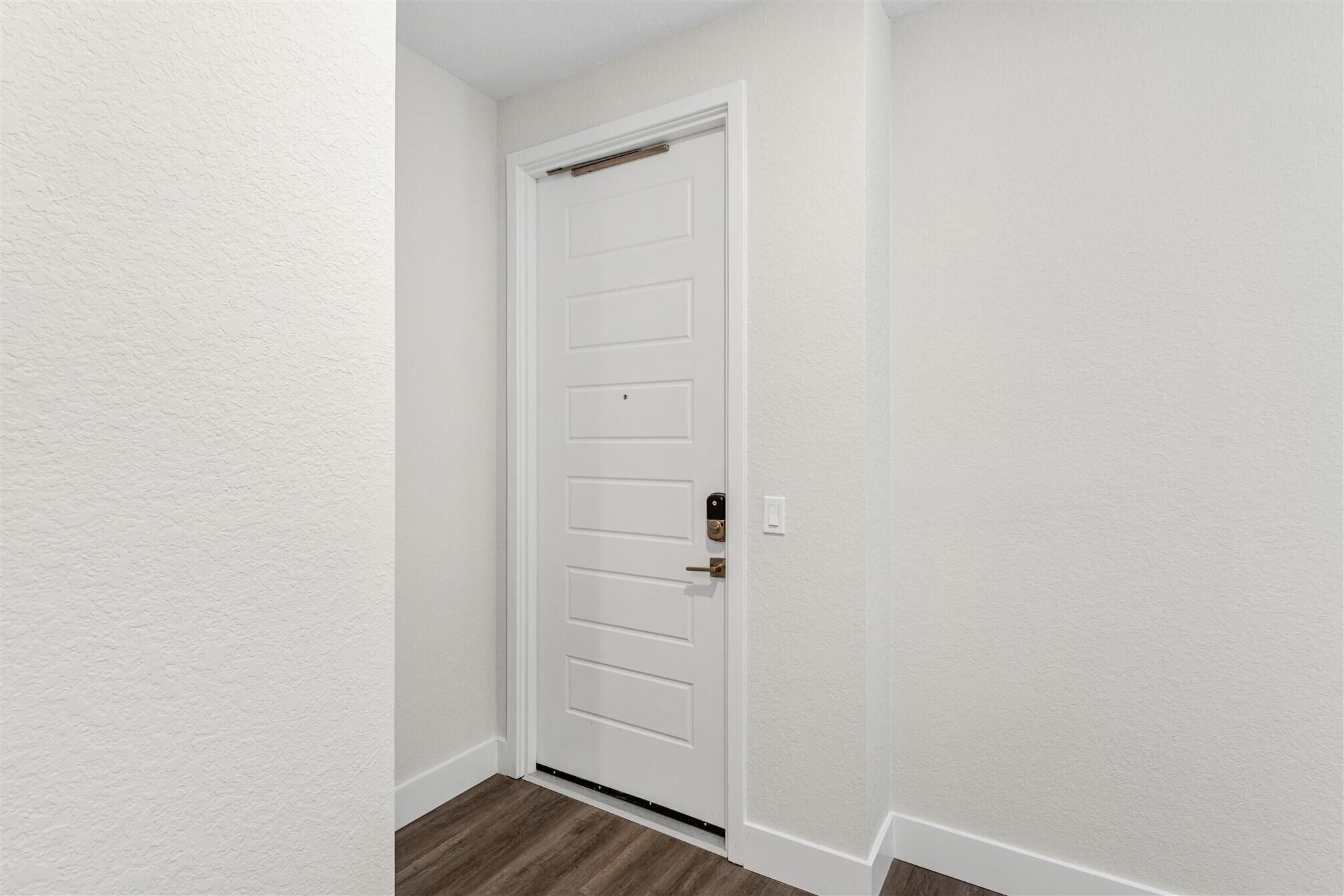 8663 Ivanhoe Drive Melbourne, FL 32940 - Photo 5 of 36 a view of small space