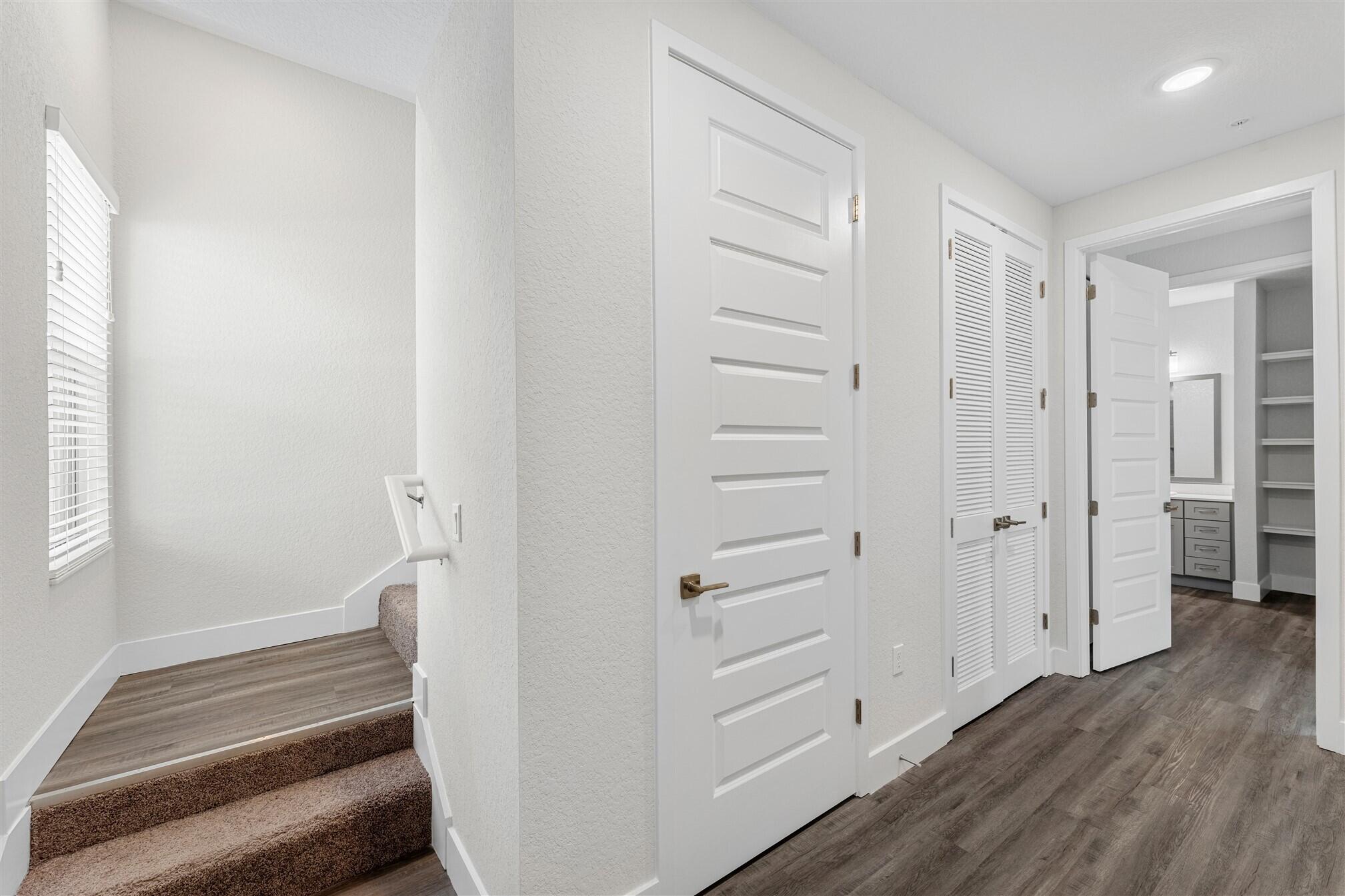 8663 Ivanhoe Drive Melbourne, FL 32940 - Photo 6 of 36 a view of walk in closet