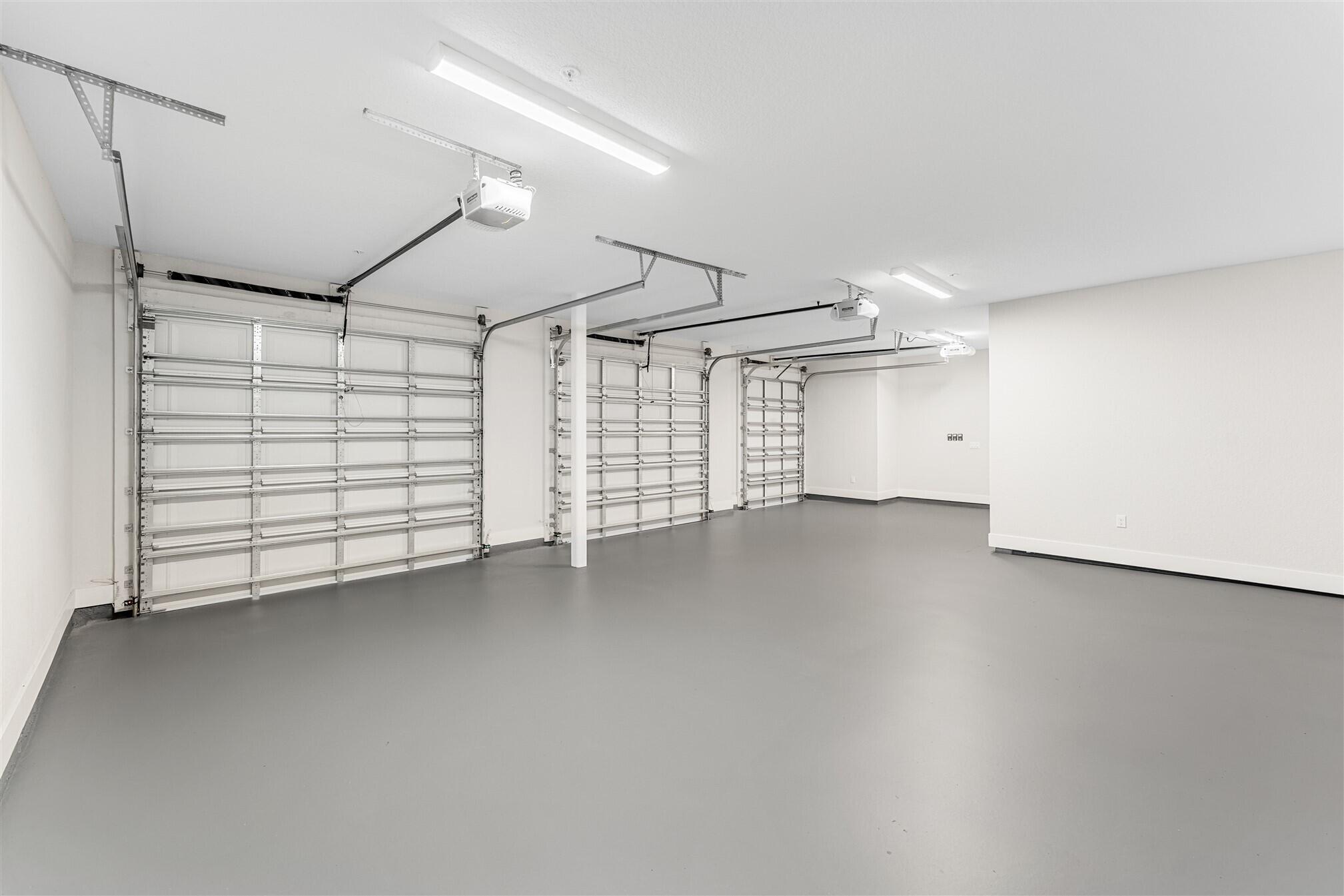 8663 Ivanhoe Drive Melbourne, FL 32940 - Photo 7 of 36 a view of a garage