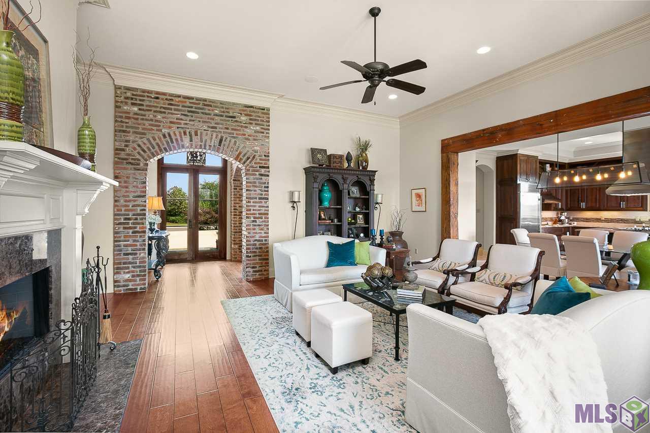 3041 Grand Way Avenue Baton Rouge, LA 70810 - Photo 3 of 37 Gallery Image 3