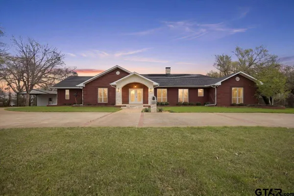 $540,000 | 1609 Old Nacogdoches Road, Henderson, TX 75654