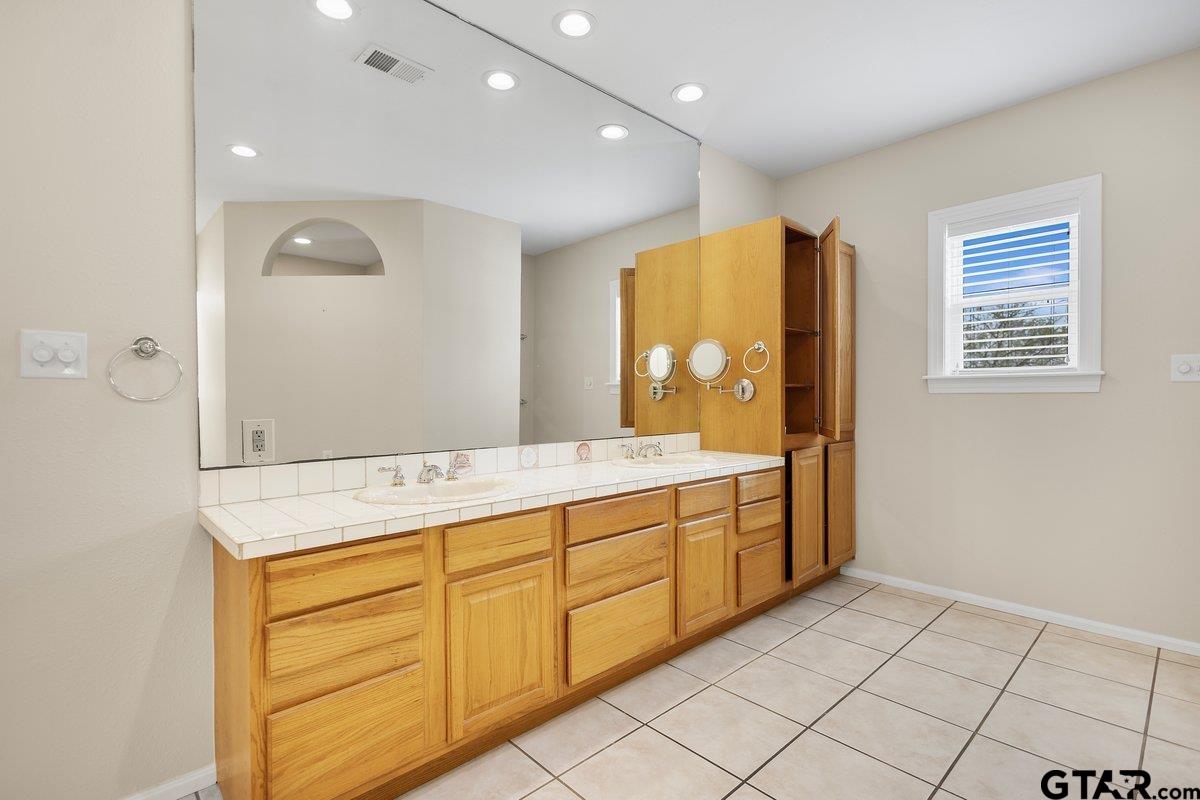 1609 Old Nacogdoches Road Henderson, TX 75654 - Photo 26 of 48