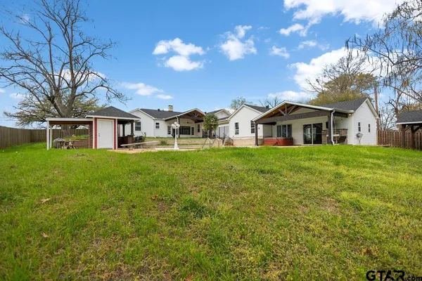 $560,000 | 1609 Old Nacogdoches Road, Henderson, TX 75654
