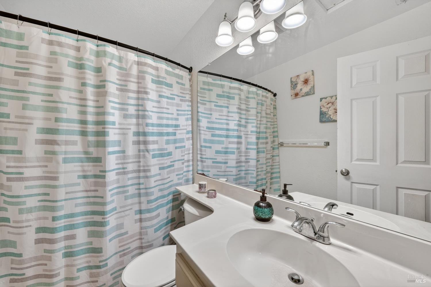 810 Dover Hercules, CA 94547 - Photo 16 of 36