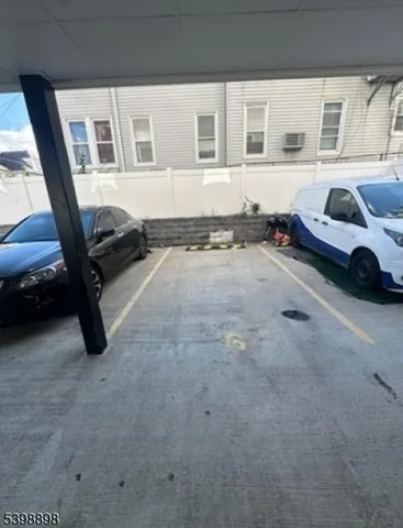 $2,650 | 474 10th Avenue, Unit 303, Paterson, NJ 07514