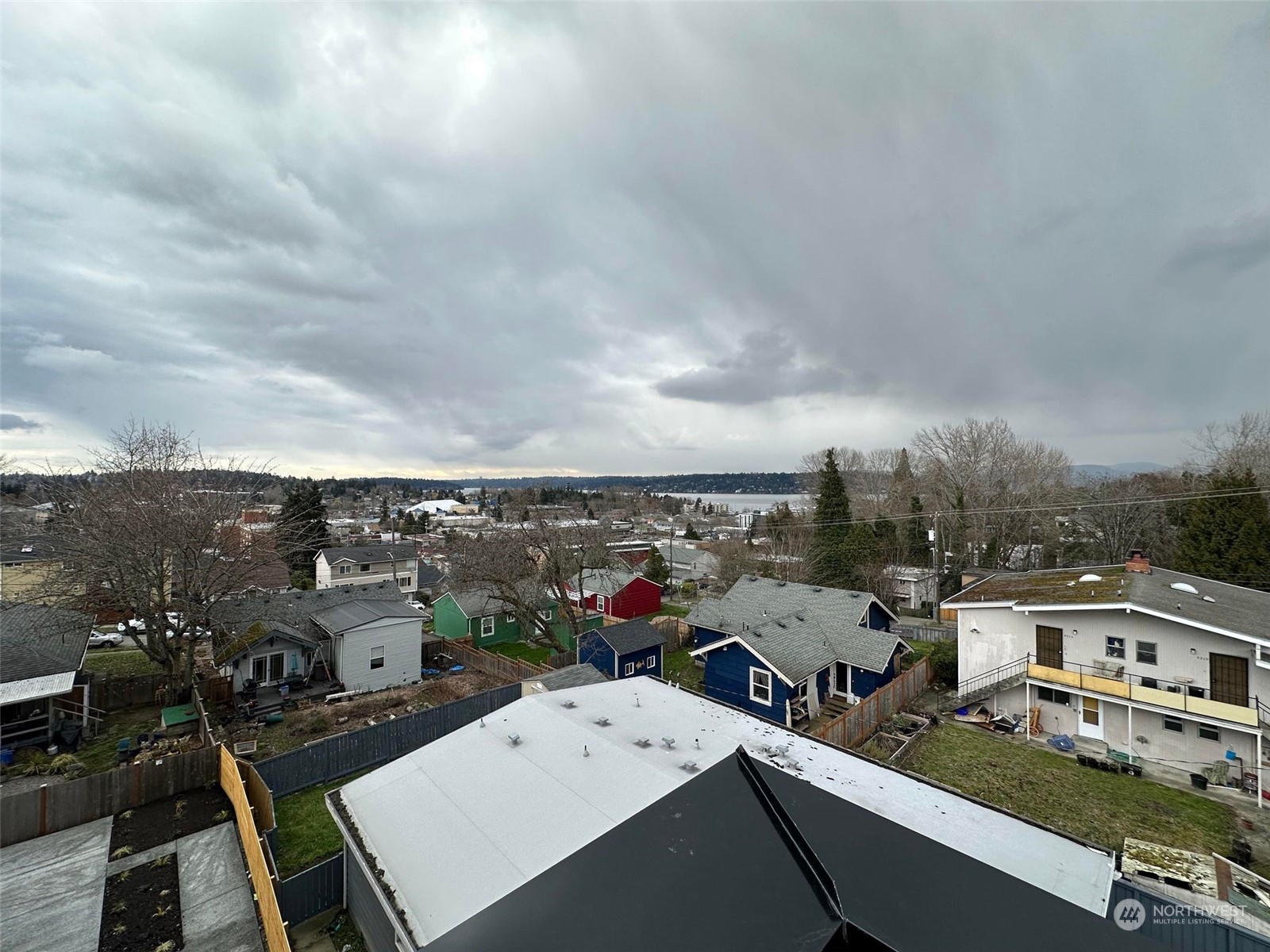 9322 Renton Avenue South Seattle, WA 98118 - Photo 13 of 13