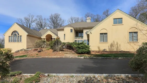 $1,599,999 | 15 Glenview Drive, Warren, NJ 07059