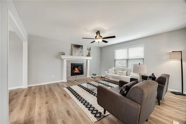 $349,900 | 602 Foxglove Lane, Raymore, MO 64083