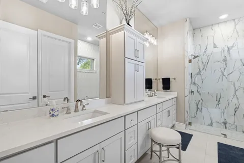 $749,000 | 108 Oak Trail Drive, Georgetown, TX 78628