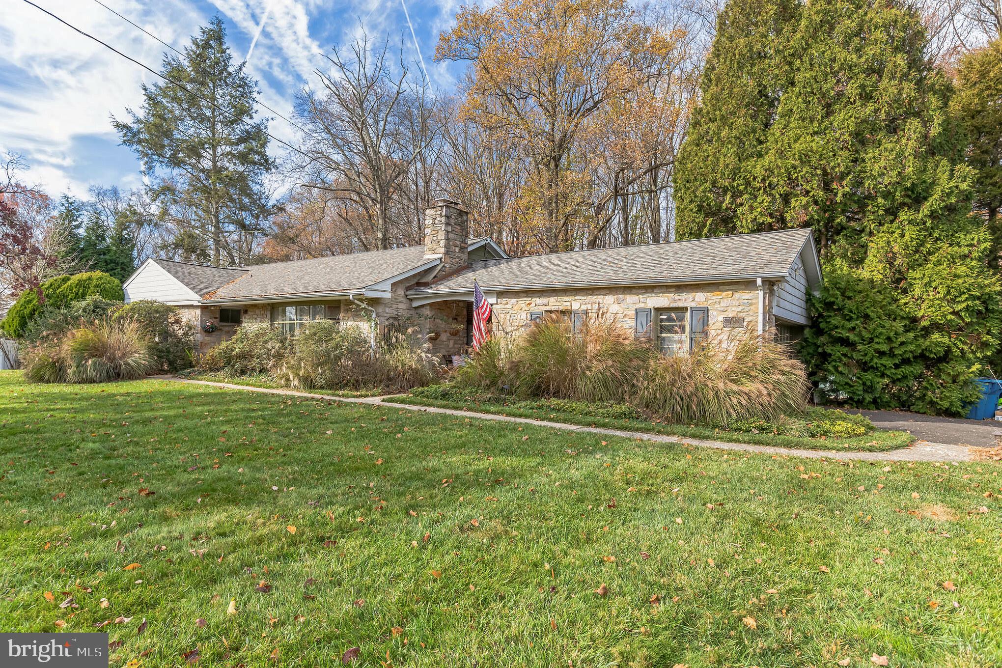 517 Montgomery Road Ambler, PA 19002 - Photo 2 of 71 Gallery Image 2