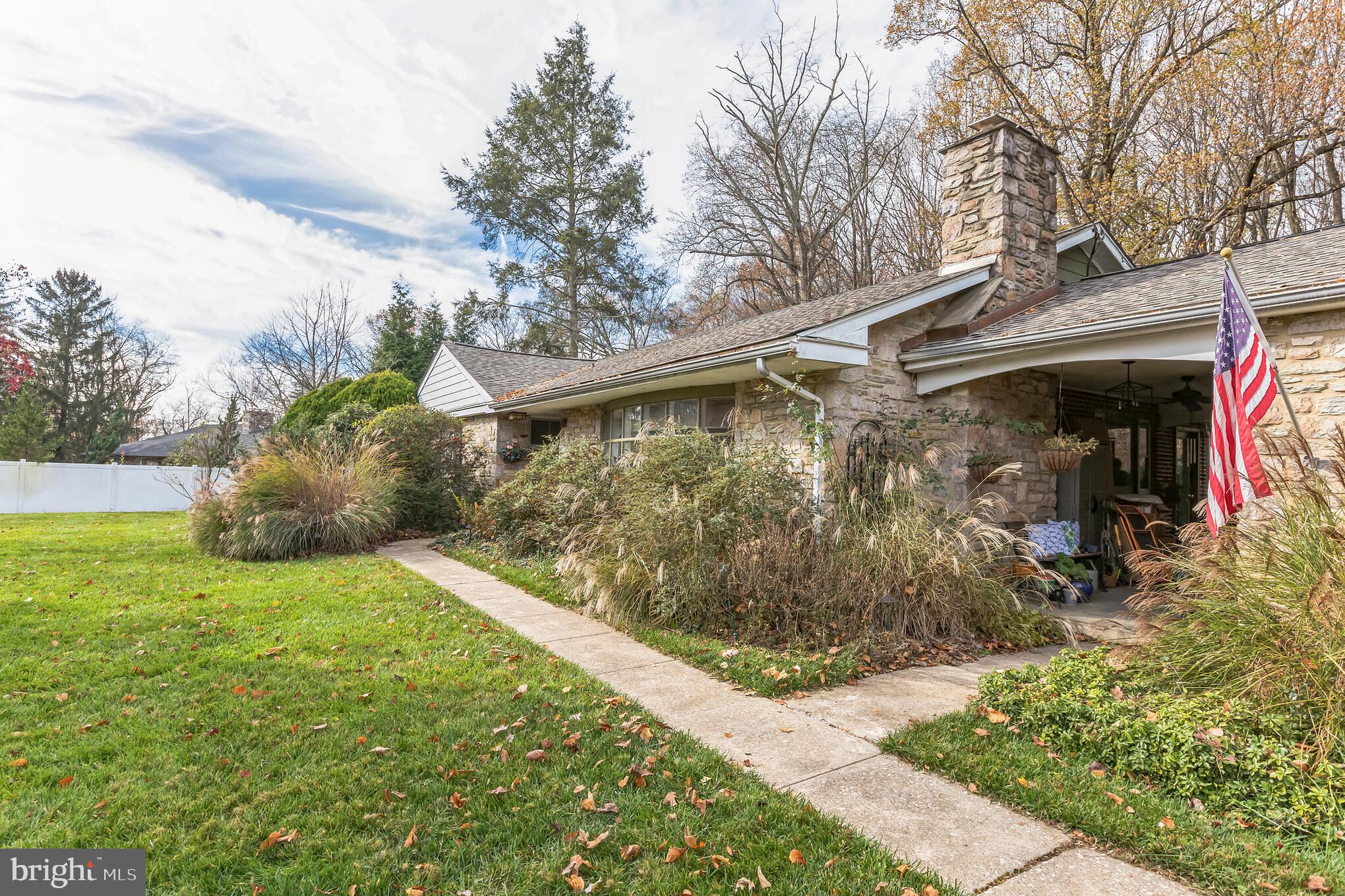517 Montgomery Road Ambler, PA 19002 - Photo 4 of 71 Gallery Image 4
