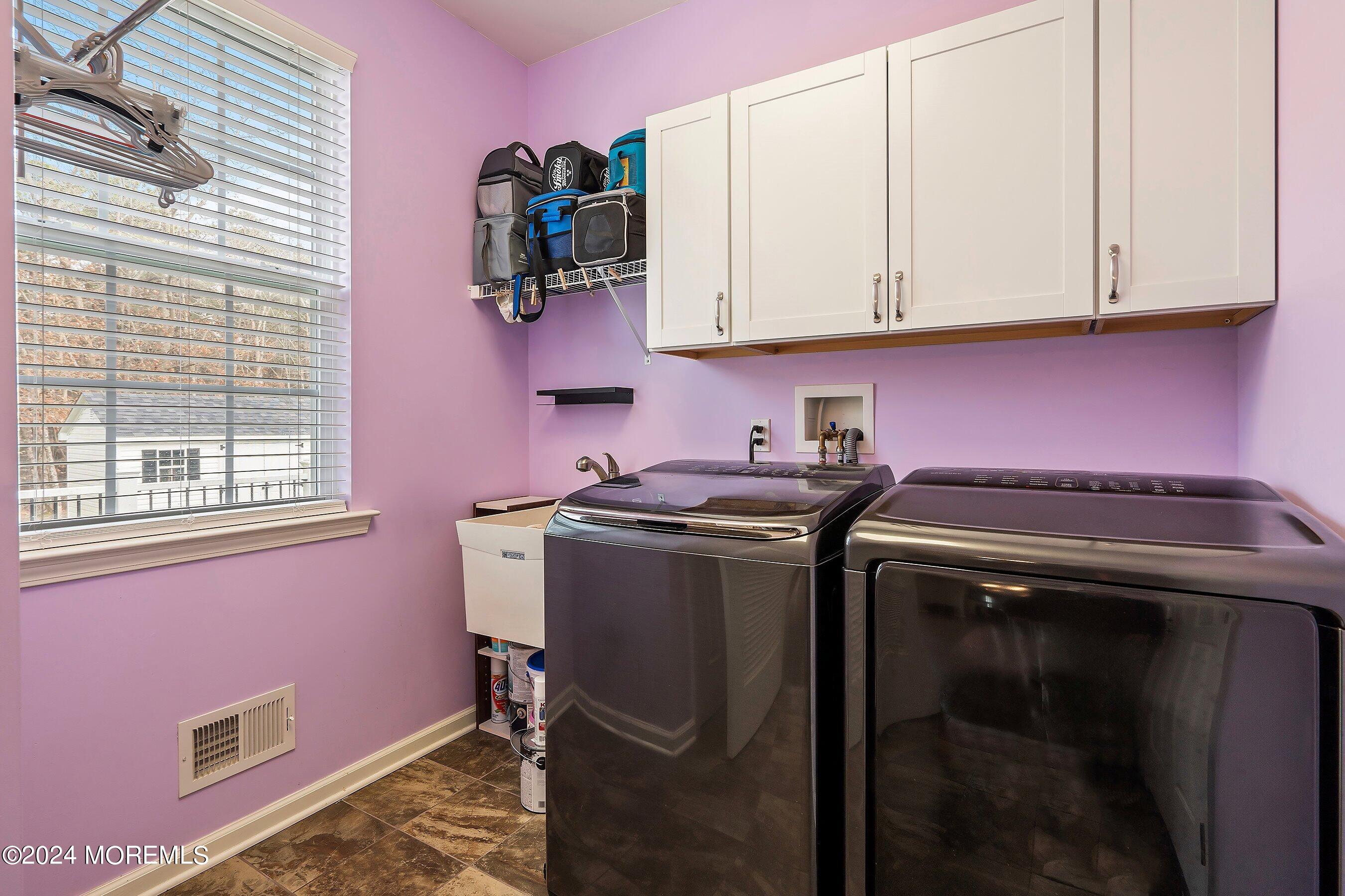 19 Bellagio Road Jackson, NJ 08527 - Photo 19 of 47 18-Laundry