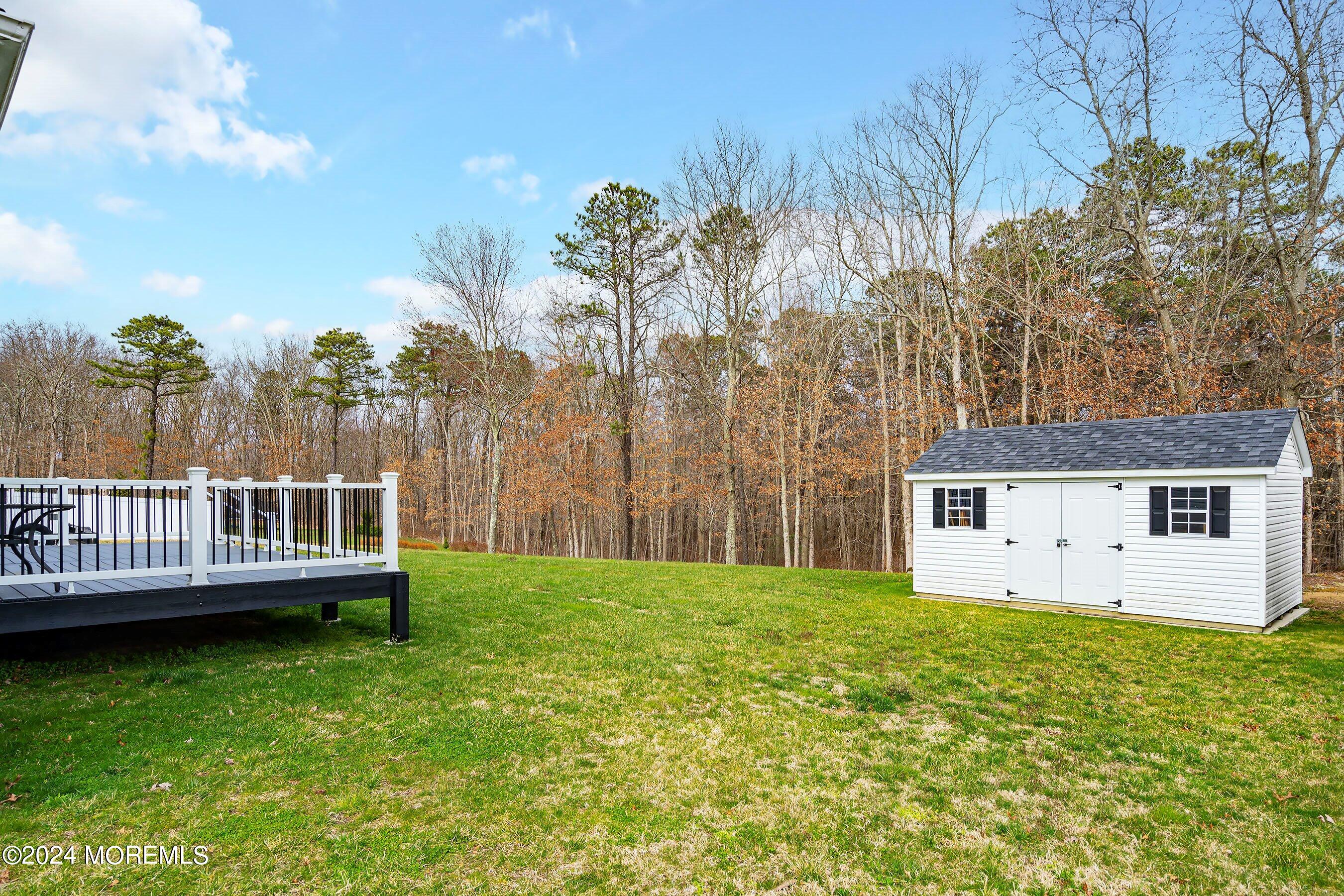 19 Bellagio Road Jackson, NJ 08527 - Photo 43 of 47 42-Rear Yard 1