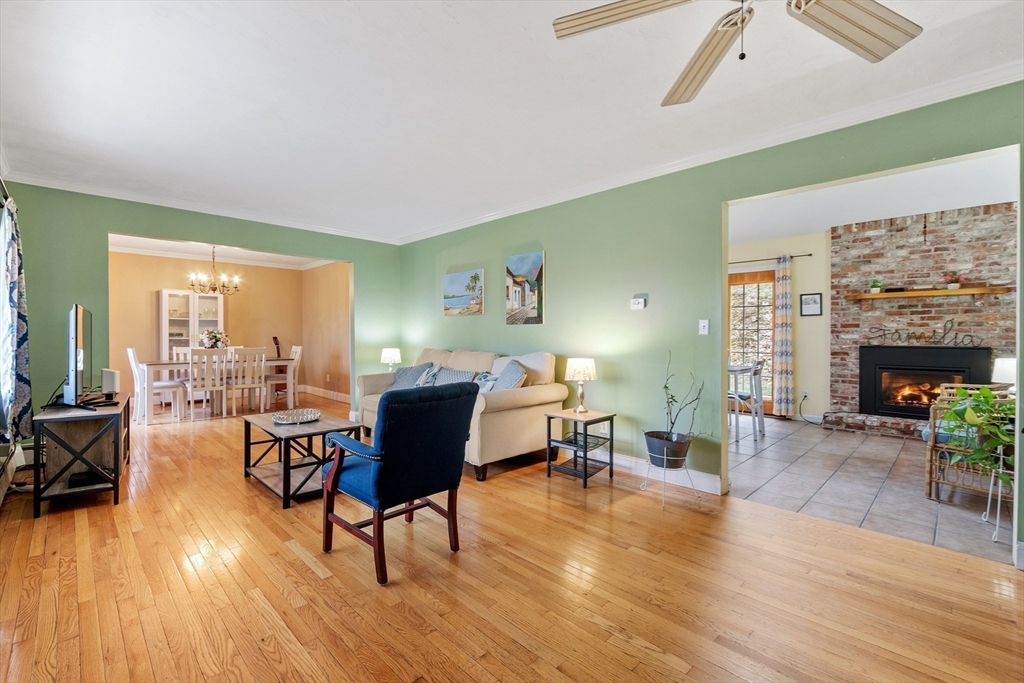 41 Betty Spring Road Gardner, MA 01440 - Photo 8 of 36 Gallery Image 8