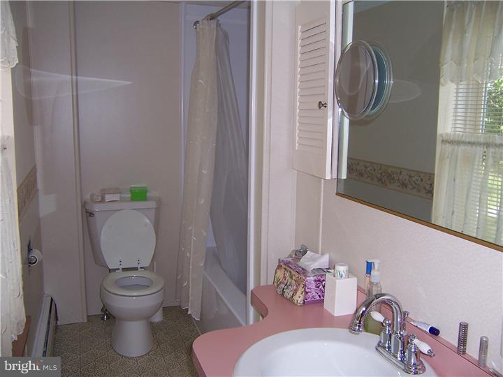 304 Broad Street Spring City, PA 19475 - Photo 17 of 24 Bathroom