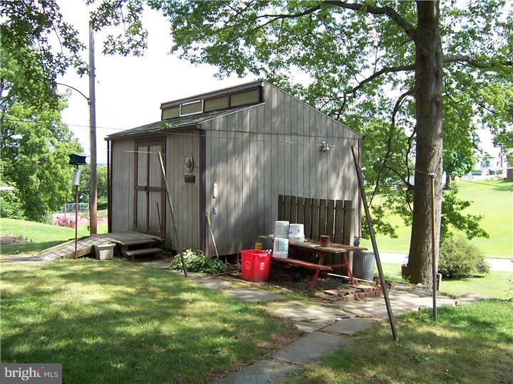304 Broad Street Spring City, PA 19475 - Photo 6 of 24 Storage Shed