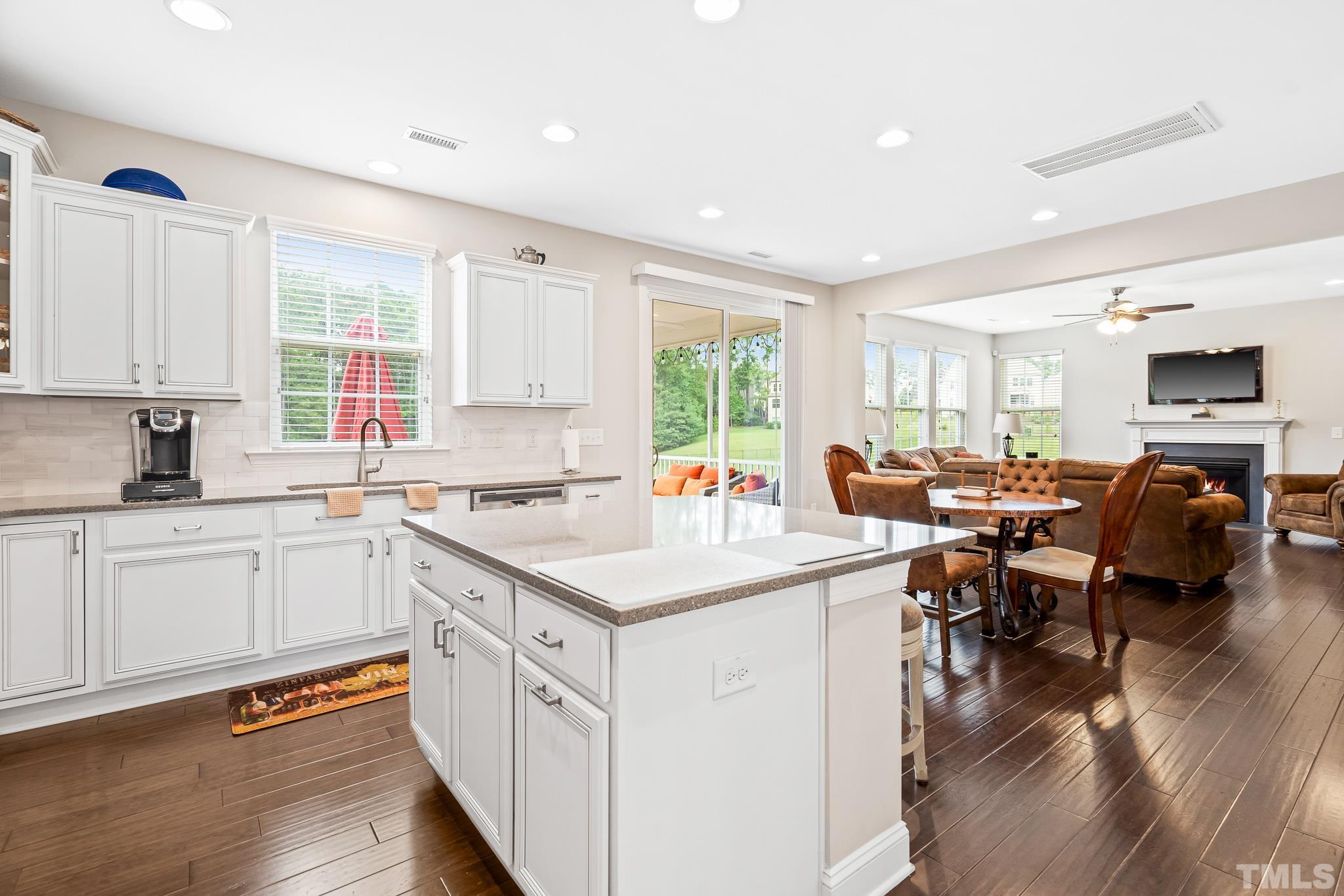 226 Morningside Drive Durham, NC 27713 - Photo 4 of 26