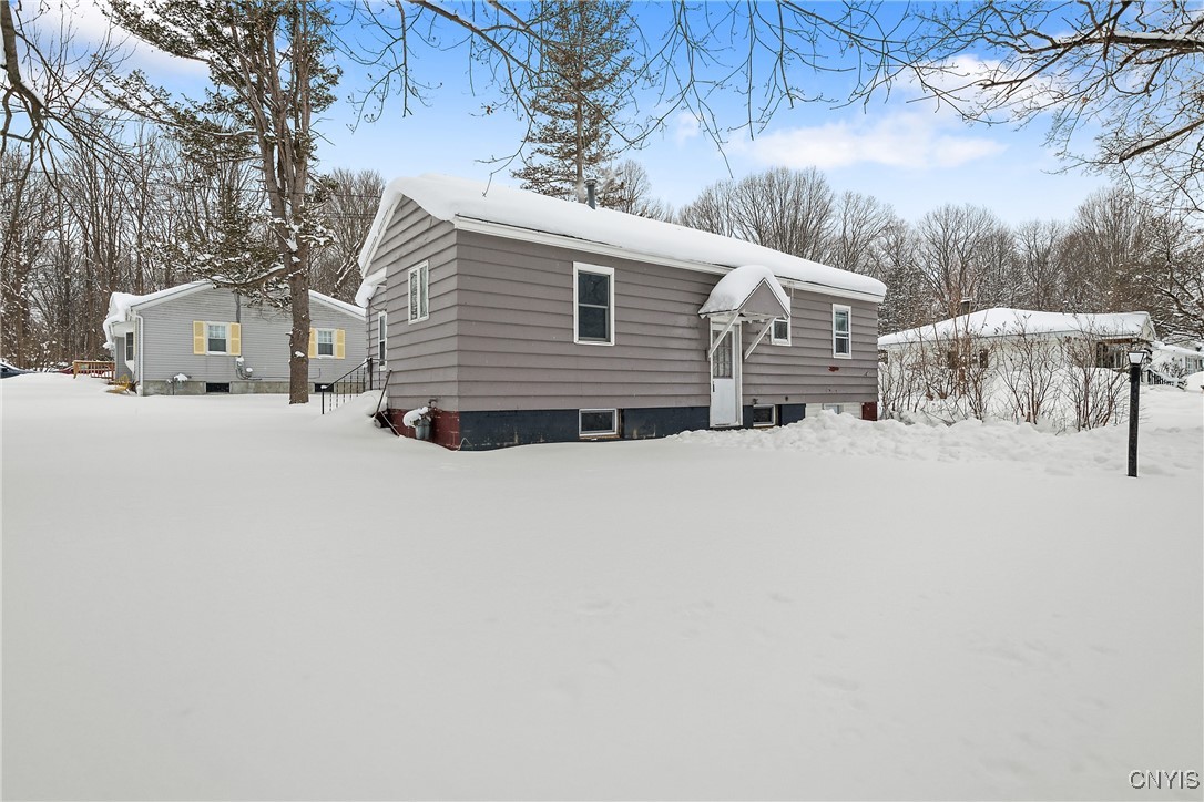 1219 Fay Street Fulton, NY 13069 - Photo 2 of 27