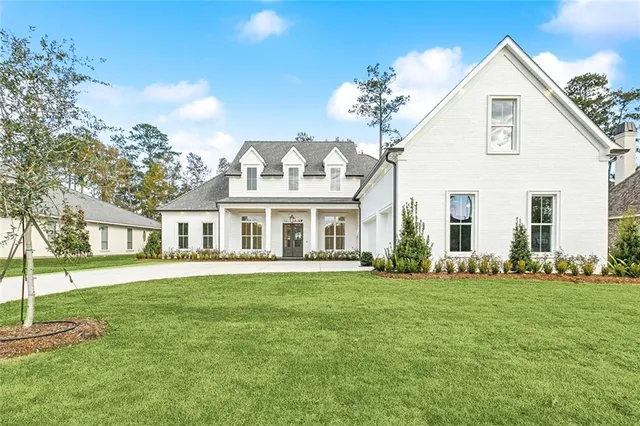 $1,498,500 | 347 Memphis Trace, Covington, LA 70433