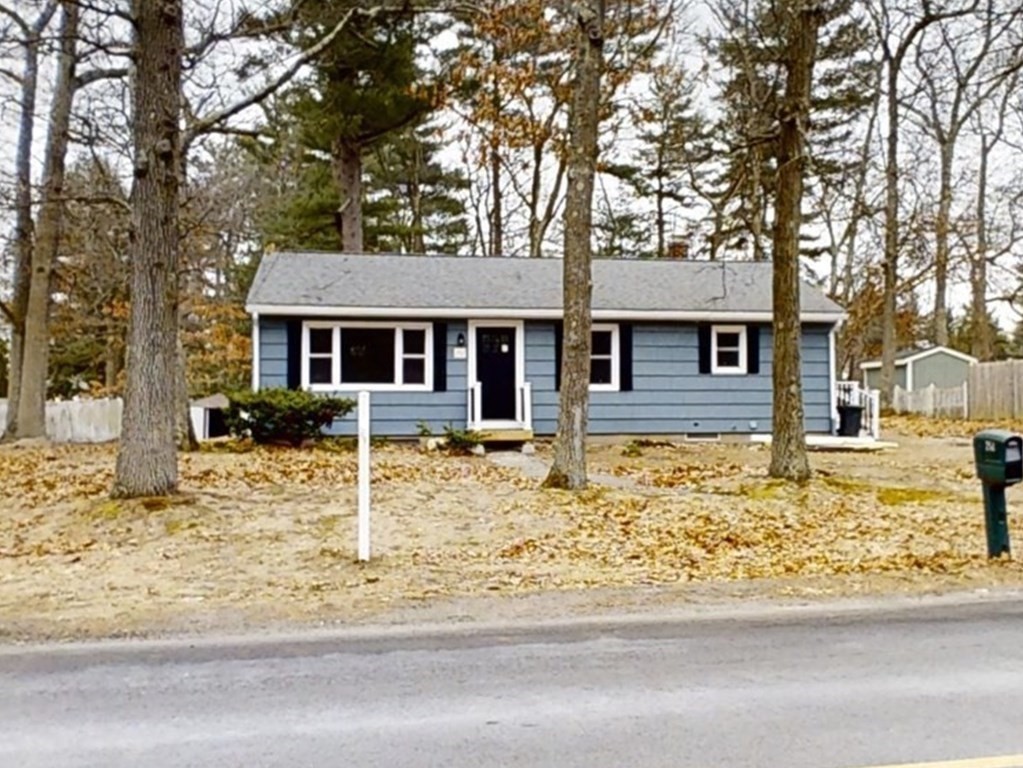 252 Riverneck Road Chelmsford, MA 01824 - Photo 3 of 29 Gallery Image 3