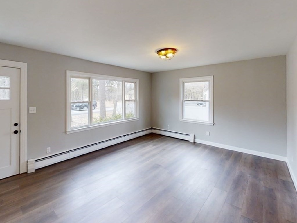 252 Riverneck Road Chelmsford, MA 01824 - Photo 8 of 29 Gallery Image 8