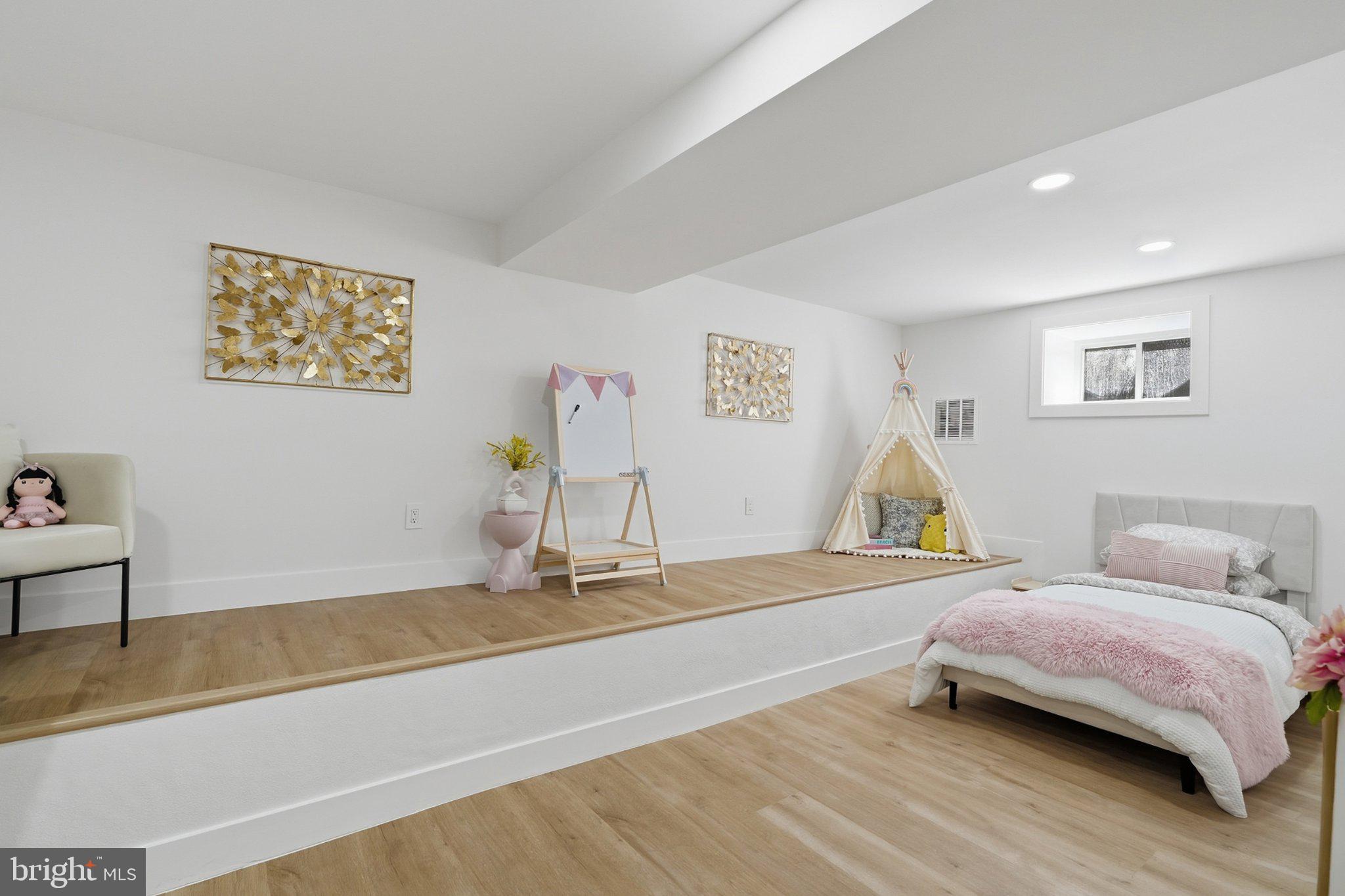 6404 West Halbert Road Bethesda, MD 20817 - Photo 45 of 58 Gallery Image 45