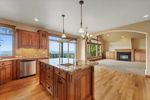 $875,000 | 10321 North Navaho Drive, Spokane, WA 99208