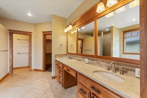 $875,000 | 10321 North Navaho Drive, Spokane, WA 99208