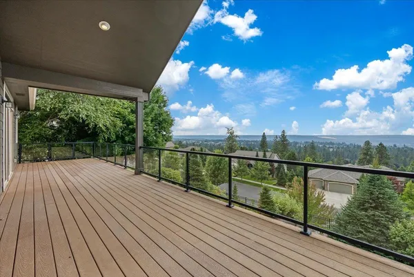$875,000 | 10321 North Navaho Drive, Spokane, WA 99208