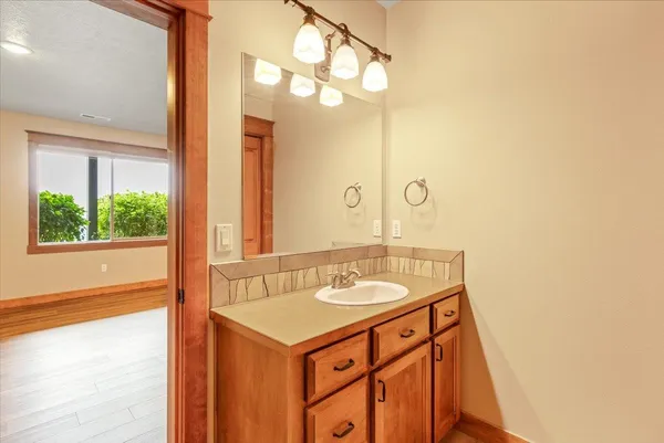 $875,000 | 10321 North Navaho Drive, Spokane, WA 99208