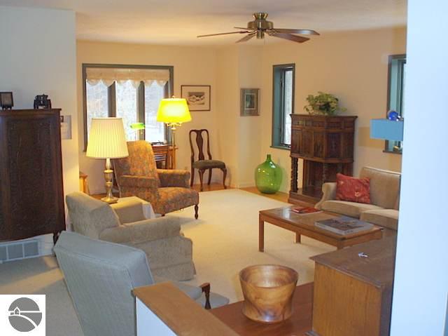 1175 South Peck Road Suttons Bay, MI 49682 - Photo 4 of 9 1687433-3.JPG