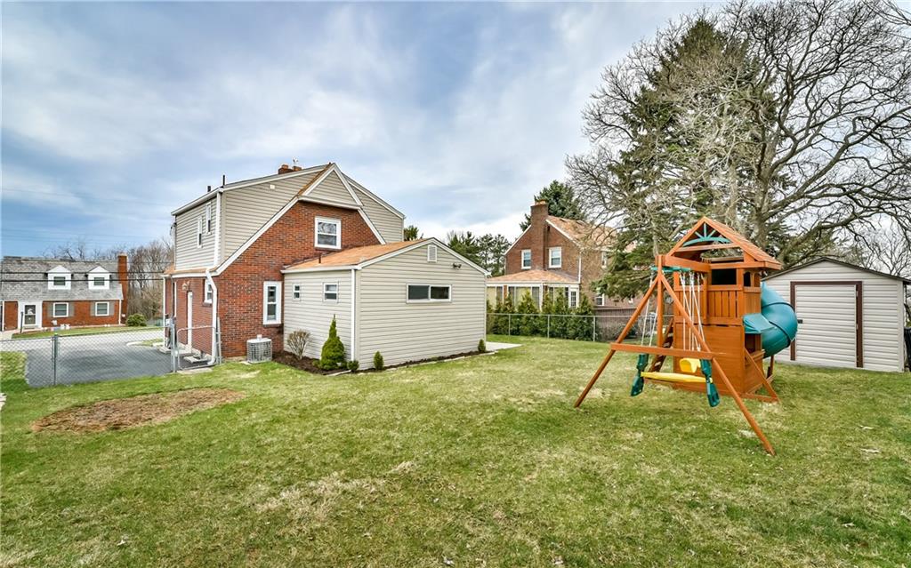 611 Greenlee Road Pittsburgh, PA 15227 - Photo 22 of 25 Gallery Image 22