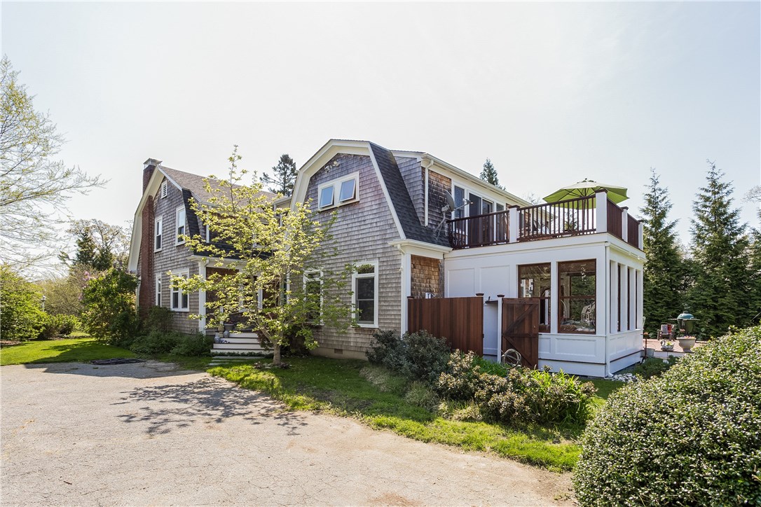 1759 Main Road Westport, MA 02790 - Photo 3 of 37